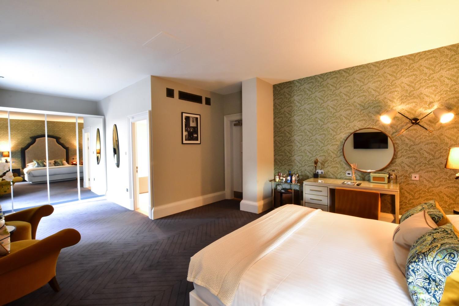 Junior Suite in Edinburgh luxury boutique hotel near castle