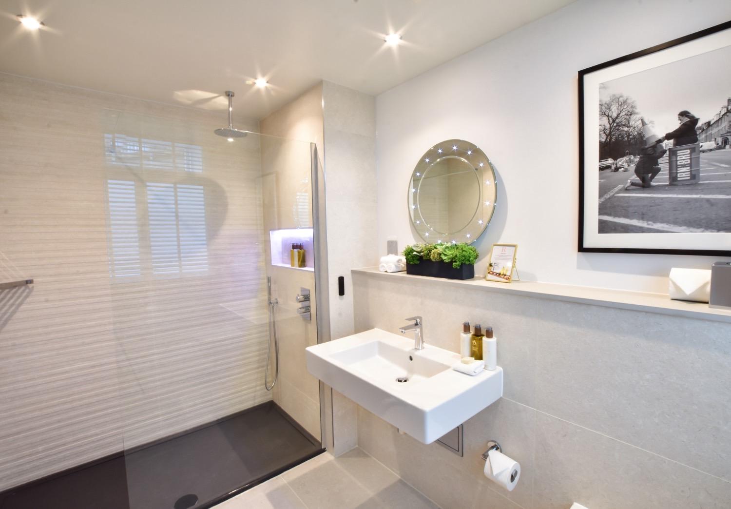 Cable View Room in Edinburgh luxury boutique hotel near castle
