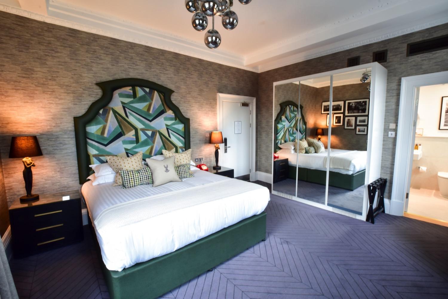 Cable View Room in Edinburgh luxury boutique hotel near castle