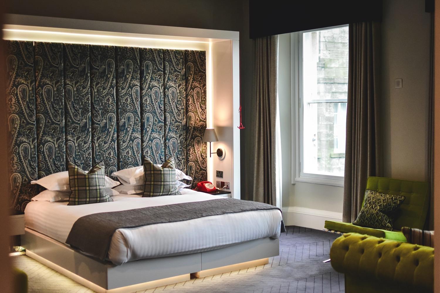 Disabled Room in Edinburgh luxury boutique hotel near castle