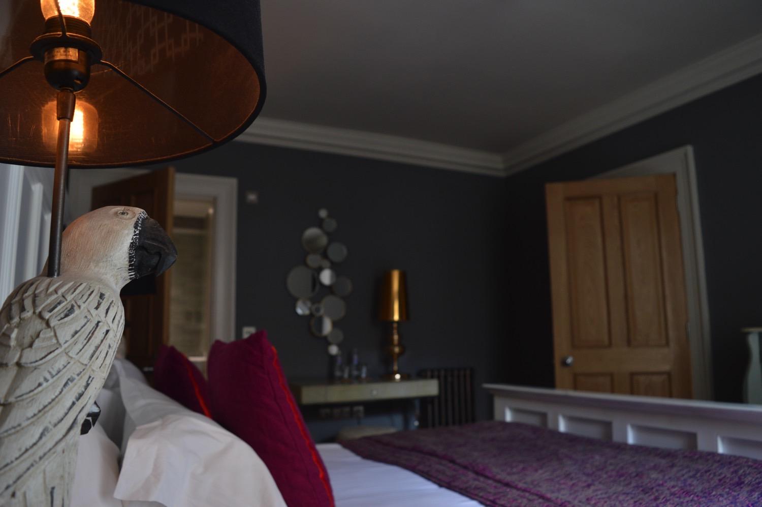 luxury 2 bedroom apartment in Edinburgh